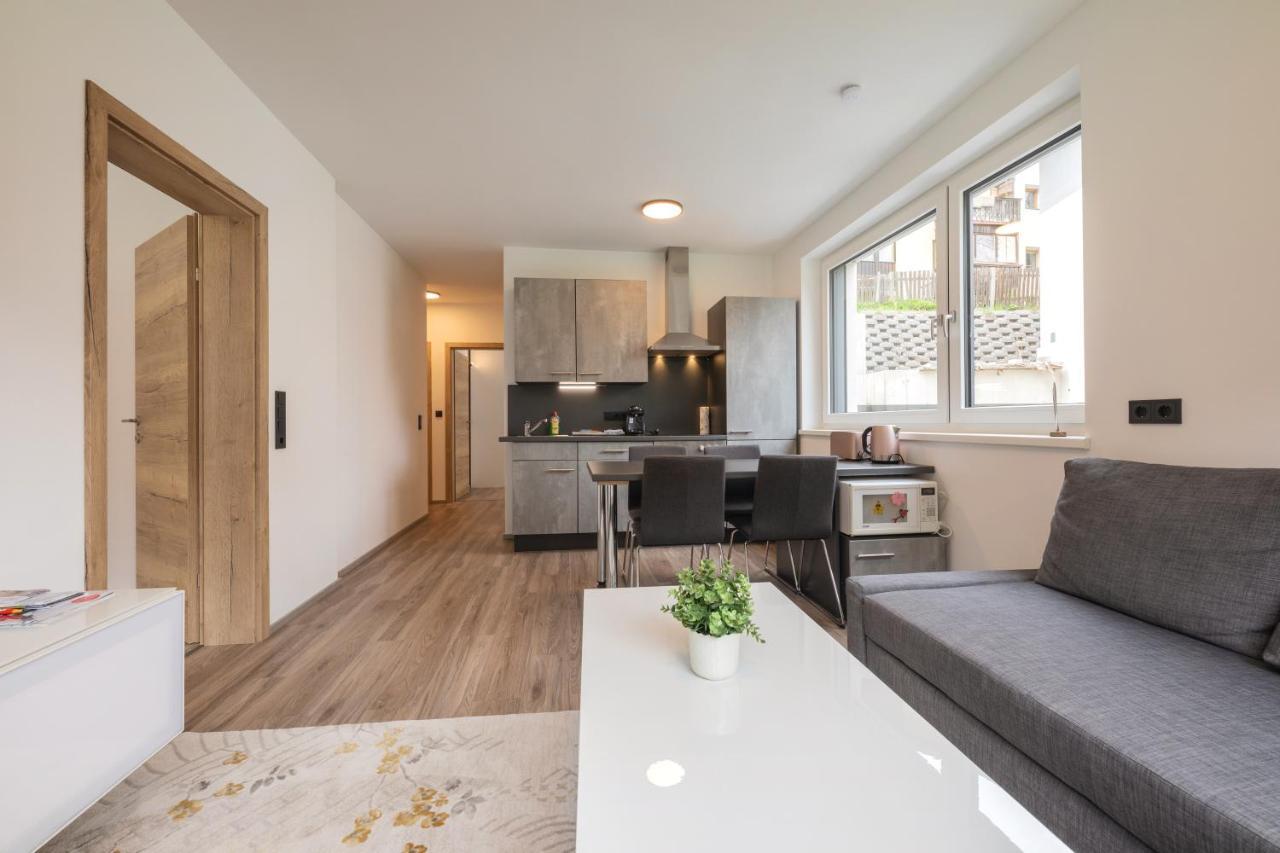 Apartment Eflin Fulpmes Eksteriør billede